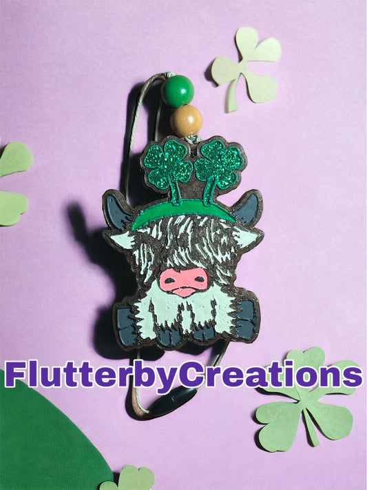 St. Patty Day Highland Cow