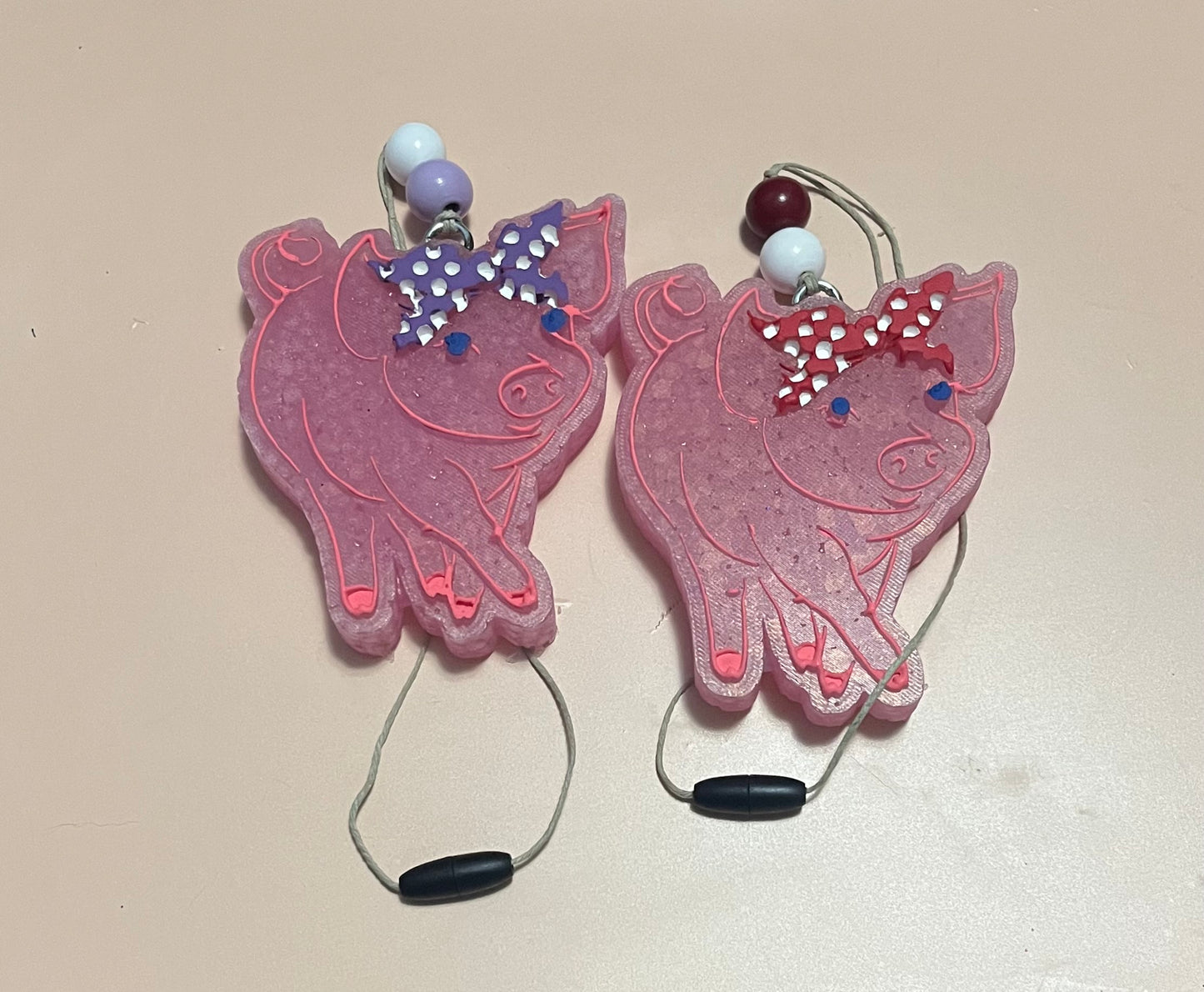 Pig with bandana bow