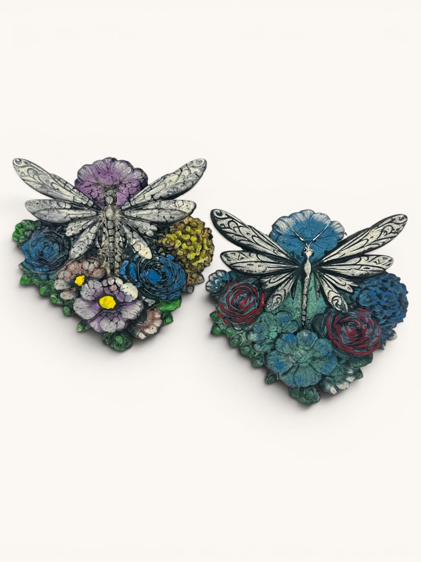 Flutterby Creations Dragonfly Garden 3D freshie with detailed dragonfly and floral design in purple, blue, and red hues.